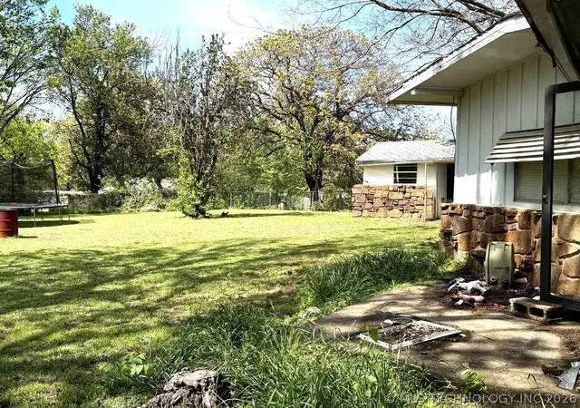 35th image of 366 Main, Eufaula, OK 74432 | MLS# 2611930