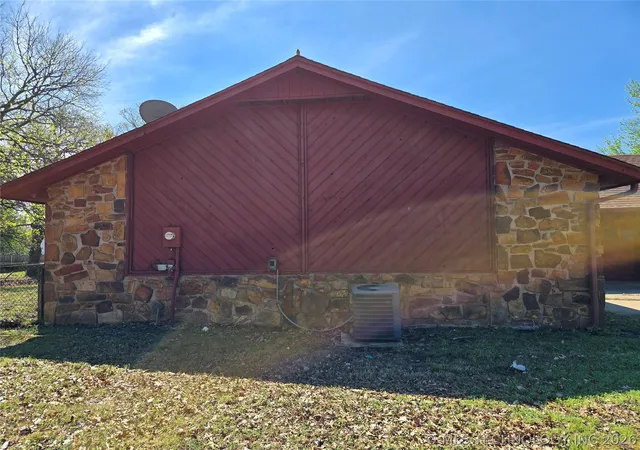 Homes for sale in Cleveland, OK | 1511 Timber Ridge Dr, Cleveland, OK 74020 | MLS# 2611939