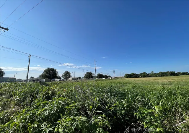 5th image of 0002 Cale Switch Rd, Calera, OK 74730 | MLS# 2611949