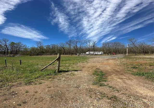 Homes for sale in Sallisaw, OK | 4690 Rd, Sallisaw, OK 74955 | MLS# 2611959