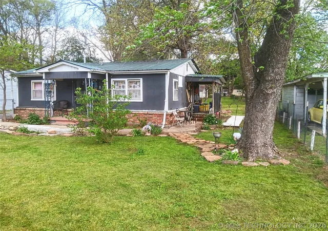 Homes for sale in Tahlequah, OK | 707 S Cherokee Ave, Tahlequah, OK 74464 | MLS# 2612018