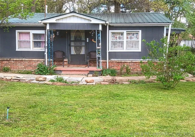 Homes for sale in Tahlequah, OK | 707 S Cherokee Ave, Tahlequah, OK 74464 | MLS# 2612018