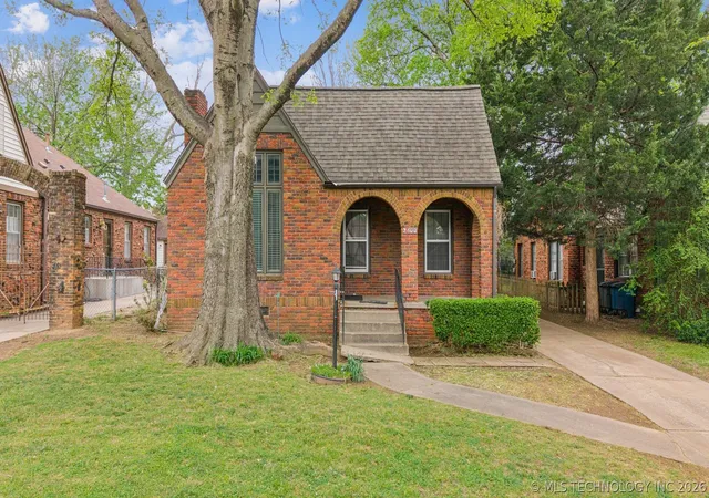 2nd image of 2608 E 13th Pl, Tulsa, OK 74104 | MLS# 2612047