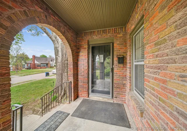 4th image of 2608 E 13Th Pl, Tulsa, OK 74104 | MLS# 2612047