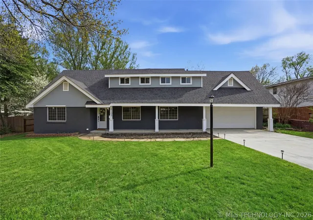 Homes for sale in Muskogee, OK | 4105 S Robb Ave, Muskogee, OK 74401 | MLS# 2611750