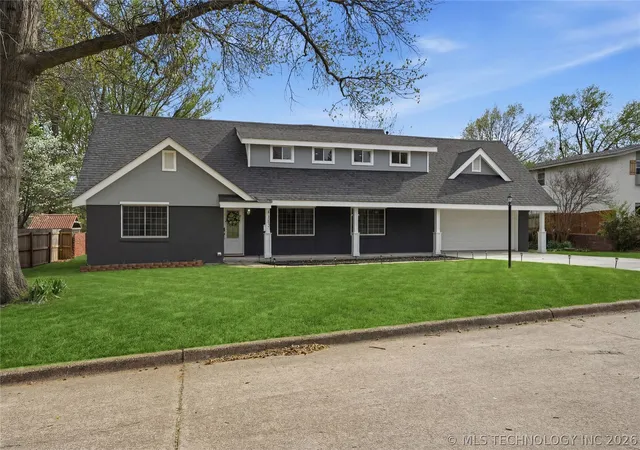 Homes for sale in Muskogee, OK | 4105 S Robb Ave, Muskogee, OK 74401 | MLS# 2611750