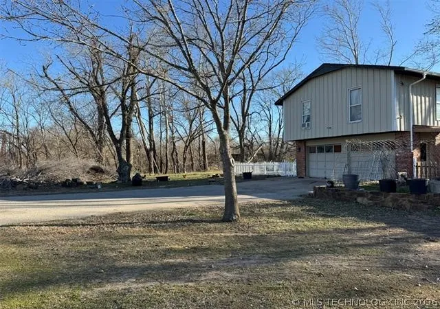 3rd image of 20850 N 3946 Rd, Bartlesville, OK 74003 | MLS# 2612131