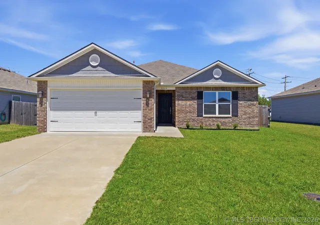 Homes for sale in Collinsville, OK | 7513 E 145th St N, Collinsville, OK 74021 | MLS# 2612163