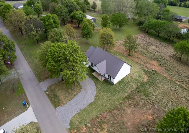 3rd image of 453 W 2Nd St, Durant, OK 74701 | MLS# 2611993