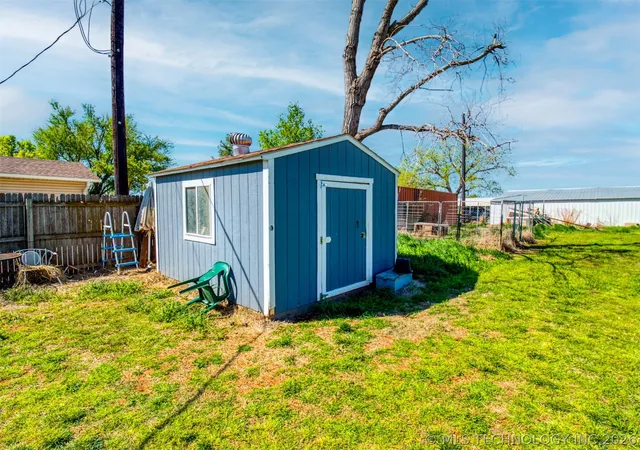 34th image of 22526 N 2860 Rd, Kingfisher, OK 73750 | MLS# 2612187