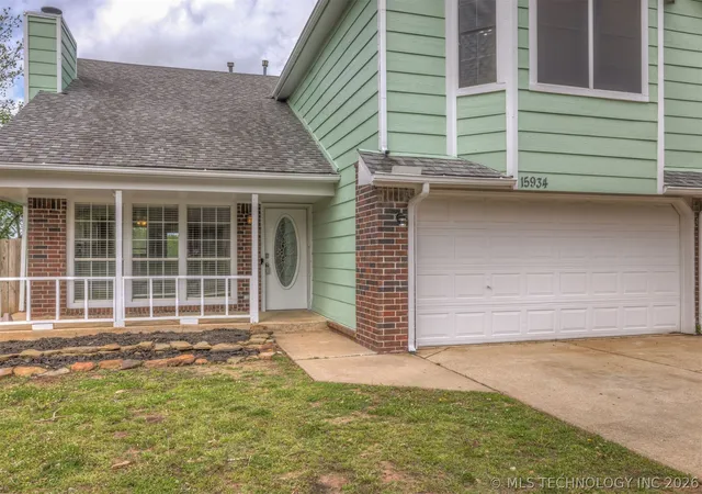 Homes for sale in Coweta, OK | 15934 S 294th Eastavenue, Coweta, OK 74429 | MLS# 2612197
