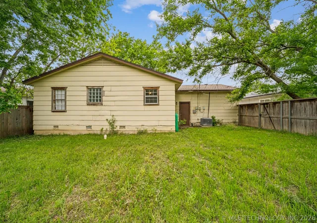 Homes for sale in Owasso, OK | 303 N Beaumont St, Owasso, OK 74055 | MLS# 2612172