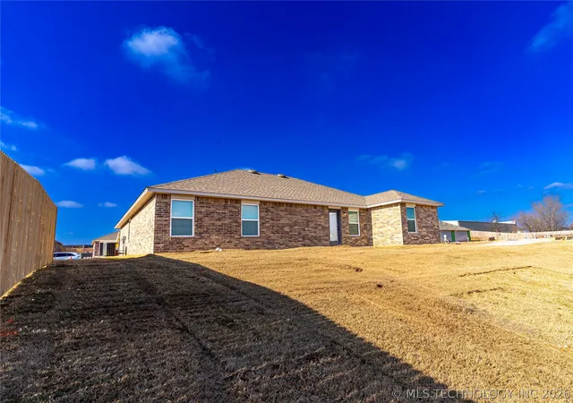 Homes for sale in Collinsville, OK | 103 S 26th St, Collinsville, OK 74021 | MLS# 2612291