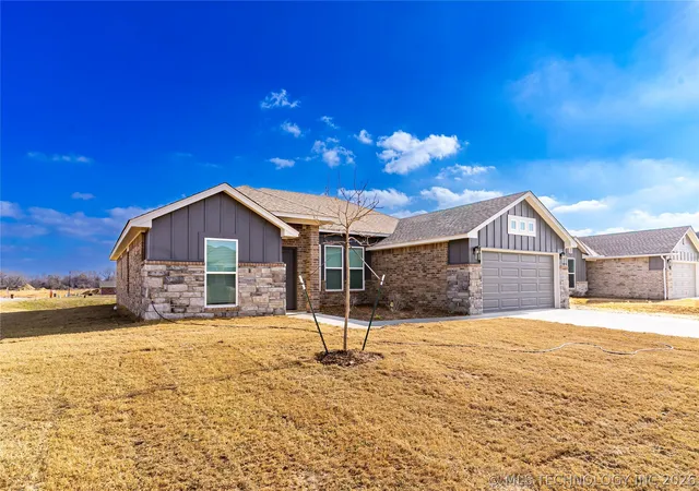 Homes for sale in Collinsville, OK | 103 S 26Th St, Collinsville, OK 74021 | MLS# 2612291
