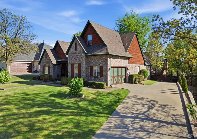 Photo 3 of Single family home for sale at 208 New Hvn St, Catoosa, OK 74015 | MLS# 2612355 | Listing updated on 2026-08-27