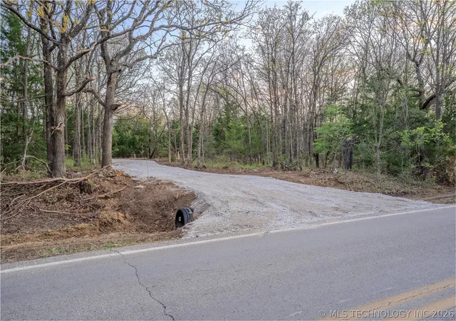 Homes for sale in Sand Springs, OK | 4003 W 41st St, Sand Springs, OK 74063 | MLS# 2612095