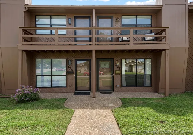 Homes for sale in Bartlesville, OK | 428 S Shawnee Ave, Bartlesville, OK 74003 | MLS# 2612299