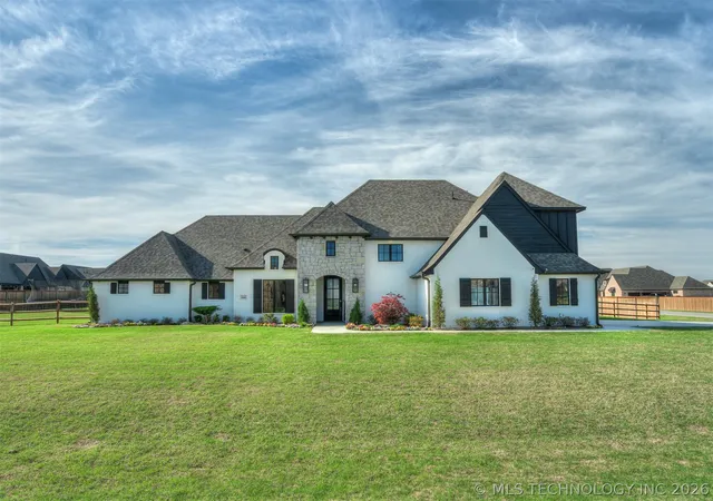 Homes for sale in Glenpool, OK | 16401 S 1st Westavenue, Glenpool, OK 74033 | MLS# 2606636