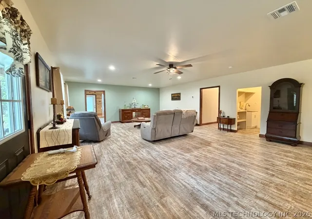 Homes for sale in Locust Grove, OK | 5969 E 620 Rd, Locust Grove, OK 74352 | MLS# 2612270