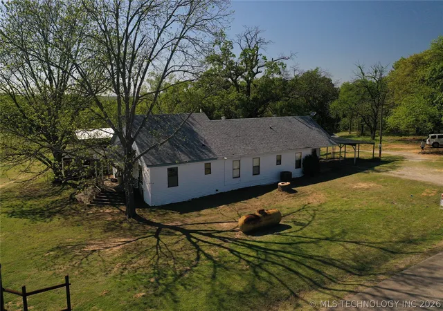 Homes for sale in Mead, OK | 1483 N Ranchette Rd, Mead, OK 73449 | MLS# 2611326