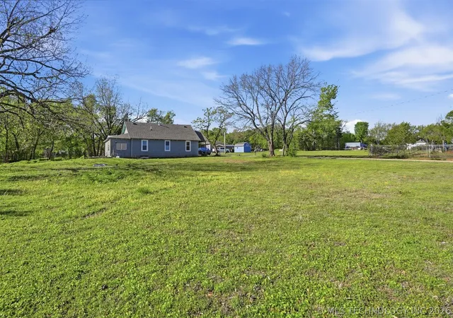 Homes for sale in Cushing, OK | 2131 N Edgewood Cir, Cushing, OK 74023 | MLS# 2612646