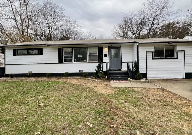 Homes for sale in Tulsa, OK | 738 E 33rd St N, Tulsa, OK 74106 | MLS# 2612679