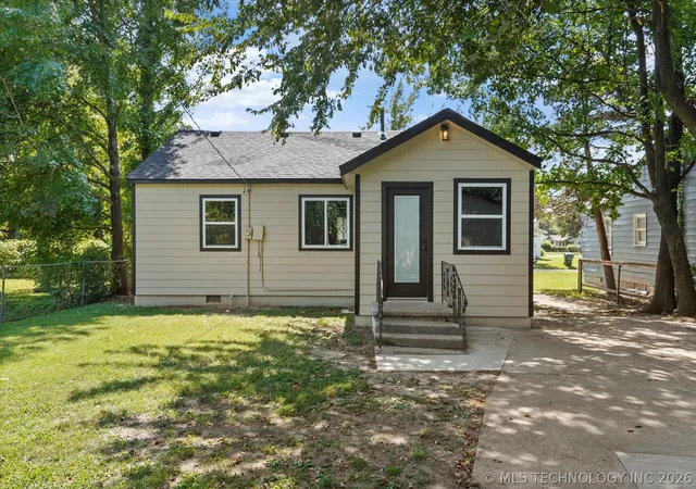 1st image of 2908 Elgin St, Muskogee, OK 74401 | MLS# 2612694