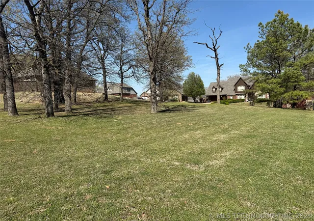 Homes for sale in Sand Springs, OK | 1302 N Old North Pl, Sand Springs, OK 74063 | MLS# 2612691