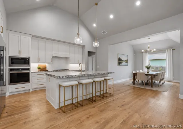 4th image of 13606 S 21St Pl E, Bixby, OK 74008 | MLS# 2612418