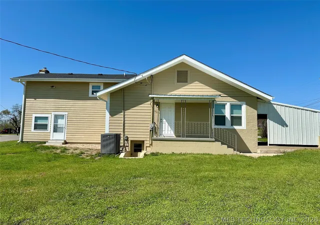 Homes for sale in Sulphur, OK | 129 W Tahlequah Ave, Sulphur, OK 73086 | MLS# 2612398