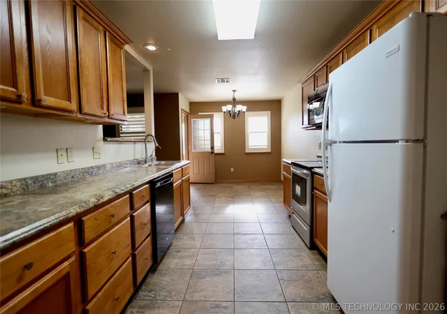 image of 2211 Hines, Sulphur, OK 73086 | MLS# 2612404