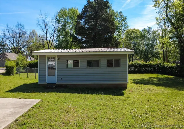 Photo 3 of Sale Pending at 2528 S 63rd West Ave, Tulsa, OK 74107 | MLS# 2612497 | Listing updated on 2026-08-20