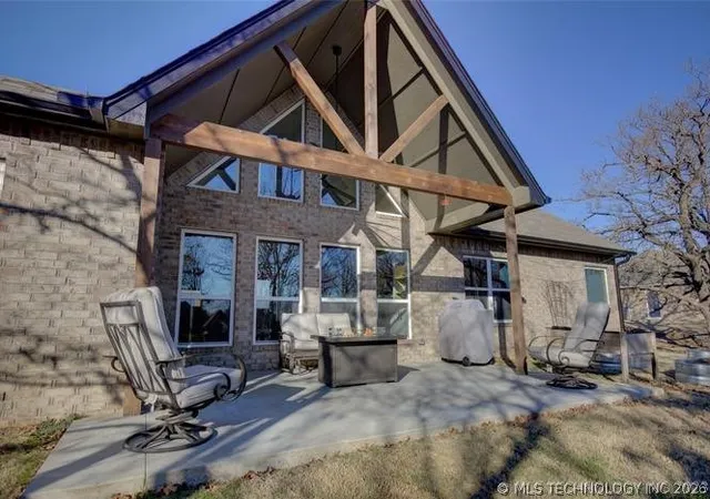 Photo 2 of Single family home for sale at 1820 E 45th Place, Sand Springs, OK 74063 | MLS# 2612208 | Listing updated on 2026-09-28