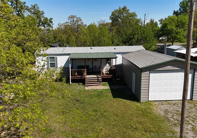 Homes for sale in Porum, OK | 430329 E 1152, Porum, OK 74455 | MLS# 2612684