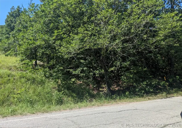 Photo 3 of Land for sale at 7487 N Oakcliff Dr, Tulsa, OK 74126 | MLS# 2612607 | Listing updated on 2026-04-10