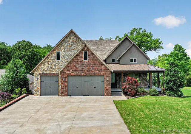 Photo 1 of Single family home for sale at 116 Eagleview, Pryor, OK 74361 | MLS# 2612643 | Listing updated on 2026-05-18