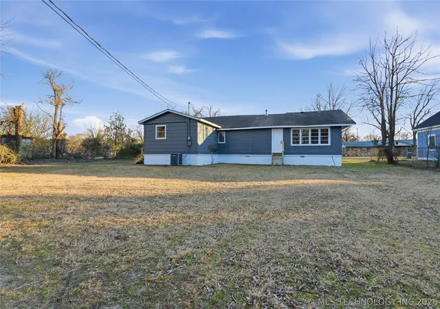 Homes for sale in Muskogee, OK | 2004 Denison St, Muskogee, OK 74401 | MLS# 2612709