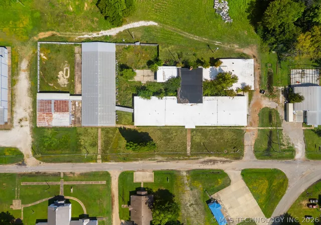 2nd image of 201 N Everidge St, Grant, OK 74738 | MLS# 2612241