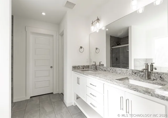 Homes for sale in Collinsville, OK | 2503 W Main St, Collinsville, OK 74021 | MLS# 2612880