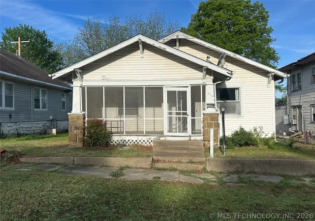 Homes for sale in Okmulgee, OK | 814 S Severs St, Okmulgee, OK 74447 | MLS# 2611856