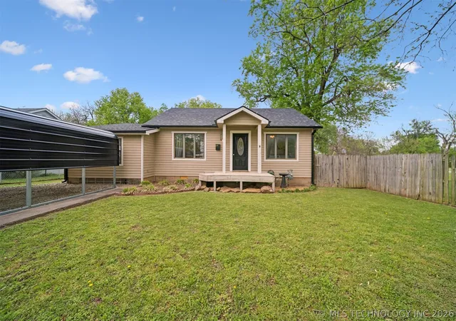 Homes for sale in Vinita, OK | 608 W Sequoyah Ave, Vinita, OK 74301 | MLS# 2612898
