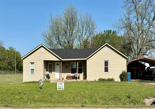 1st image of 1038 S Little Ave, Cushing, OK 74023 | MLS# 2612904