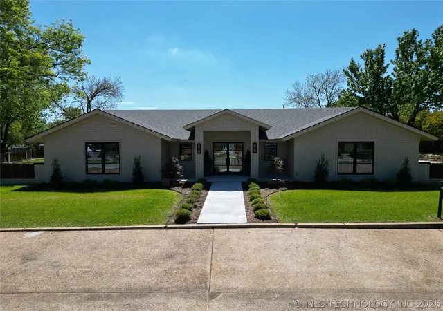 1st image of 2200 Cloverleaf Pl, Ardmore, OK 73401 | MLS# 2612933