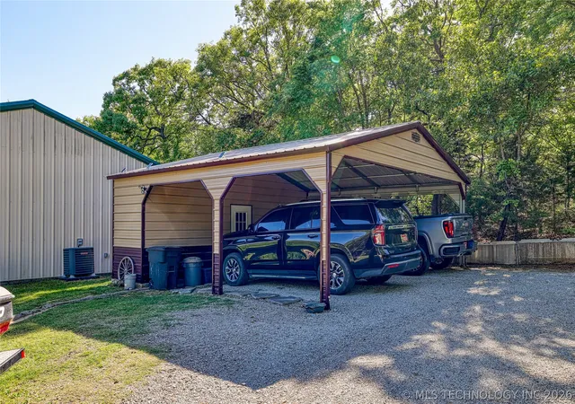 Photo 3 of Single family home for sale at 86 Bruce Blvd Rock Crk, Canadian, OK 74425 | MLS# 2612982 | Listing updated on 2026-09-26