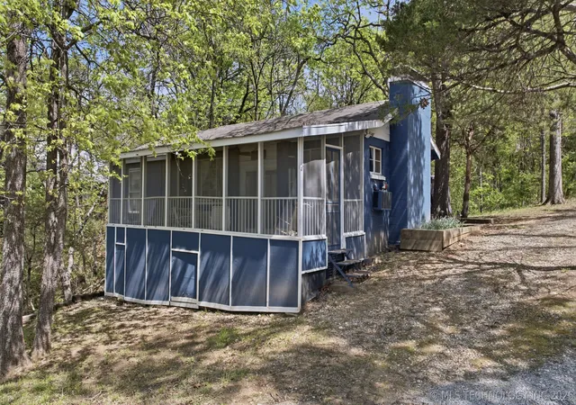 2nd image of 64 Walnut St, Locust Grove, OK 74352 | MLS# 2612736