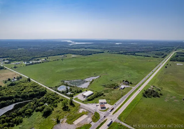 1st image of 1 White Horn Cove Rd, Wagoner, OK 74467 | MLS# 2612868