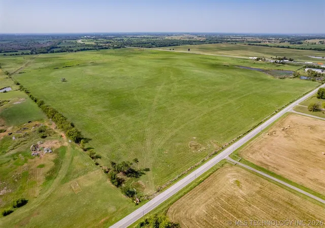 4th image of 1 White Horn Cove Rd, Wagoner, OK 74467 | MLS# 2612868