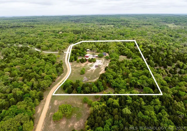 Homes for sale in Madill, OK | 19392 Easton Riley Rd, Madill, OK 73446 | MLS# 2613058