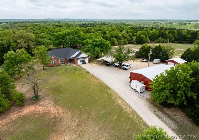 Homes for sale in Madill, OK | 19392 Easton Riley Rd, Madill, OK 73446 | MLS# 2613058
