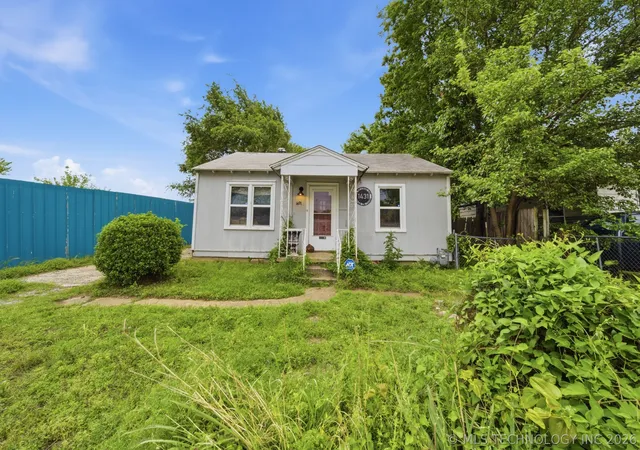 2nd image of 1431 St Louis Ave, Tulsa, OK 74106 | MLS# 2612896